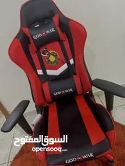  1 Chair gaming for  sale    Like new one   للبيع كرسي  جيمنج نظيف استخدام 3 شهور فقط