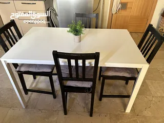  5 طاولة مع 4 كراسي ماركة أيكيا IKEA