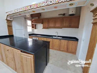  5 شقه للايجار المعبيله /Apartment for rent in Maabilah