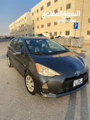  5 بريوس c 2013