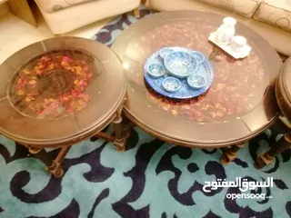  4 طاولات ضيوف للبيع لقطة السعر 60 دينار