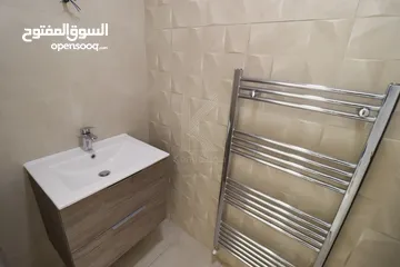  5 شقق فاخرة للبيع في الكرسي