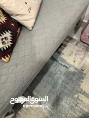  2 اثاث غرفه اطفال للبيع لدواعى السفر