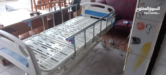  6 سرير طبي كهربائي