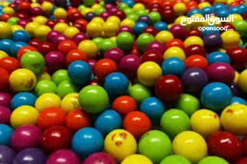  23 طابات مجنونة مطاطية و كبسولات هدايا للماكينات بالعملة