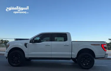  8 Ford f150 Lariat hiybrd 2021
