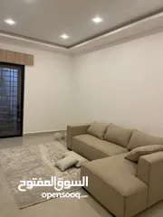  6 شقه شبه مفروشه