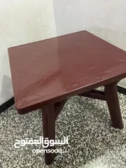  2 ميز وكراسي عدد 2 جلد