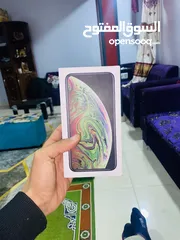  1 iPhone XS Max 512g