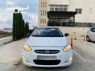  7 هونداي اكسنت 2017بنزين ماتور 1600 4 غيار السيارة فل اضافات الله يبارك لصاحب النصيب.