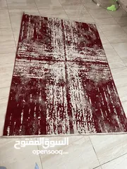  1 سجاد حرير للبيع عدد 2بسعر 35لون خمري وبيج حرير تم شرائه من صيدا للسجاد