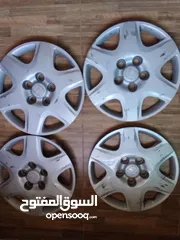  2 طاسات هوندا اكورد اصلية بحالة متوسطة