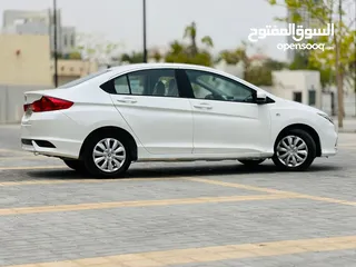  5 Honda City 2019 Model, well maintained sedan for sale