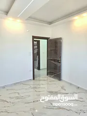  13 شقة فاخره 180 م 2 جديده البحيره  للبيع