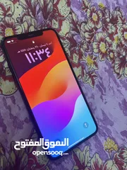  2 جهاز ايفون 11 برو ماكس للبيع