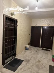  3 شقة فاخره جدا للبيع مع العفش  في ارقاء مناطق الجندويل قرب من وزارة التربية والتعليم