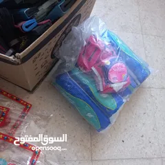  23 لقطة لقطه لقطه  بضاعه محل نثريات واكسسوارت وادوات منزليه والعاب للبيع المستعجل