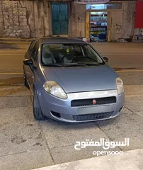  2 فيات بونتو 2011