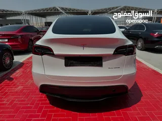  4 TESLA Y  LONG RANGE  DUAL MOTOR  32.600KM