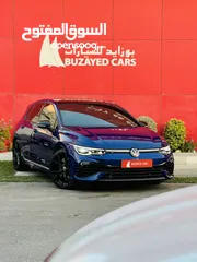  1 VOLKSWAGEN GOLF R 2023