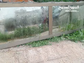  13 بوابات حديد وشبابيك وشبكات ومناخل للبيع