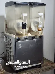  2 ماكينة عصير سلاش مستعمل بحالة ممتازة