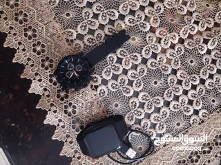  2 ساعات رجالي عدد 2 للبيع