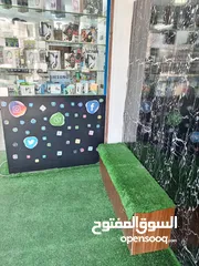  1 محل اجهزه خلوية للبيع مع كامل أغراضه  اربد إشارة النسيم البيع بداعي السفر موقع مميز أو بيع الاغراض ا