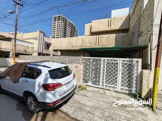  3 بيت للبيع في منطقة حي تونس افاق العربية