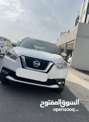  2 Nissan Kicks , excellent condition