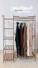  4 ستاند خشب بامبو مع رفوف جانبية خشب بامبو عالي الجودة مع معالجة حرارية لضمان المتانة والثبات