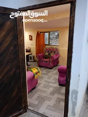  10 بيت للبيع طابقين في بيت اولا    يوجد بئر ماء  مخزن  مكتب خارجي معزول عن البيت  حمام خارجي  ثلاجه .غس