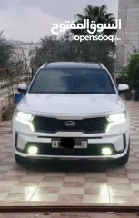  4 KIA Sorento SX Prestige AWD