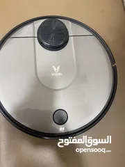  1 ربوت تكنيس وشفط قوي للبلاط والسجاد  شاومي مع قاعدة الشحن والشاحن  متوفر خدمة التوصيل لكافه المناطق