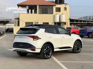  15 كايا سبورتاج  GT-Line Plug In /2022  فل الفل فتحة سقف بانوراما  فل مسكر  Plug In 4x4 -  271Hp