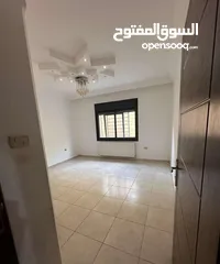  3 شقة فارغة للايجار في ربوة عبدون