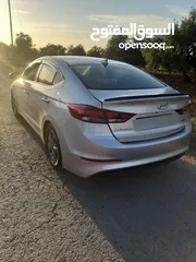 1 هونداي افانتي 2016 للبيع