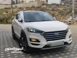  2 هونداي توسان بنزين فل مسكر اضافات دفع رباعي جيب بالكرتونة قطارة بالمصروف