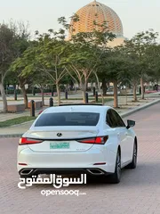  10 لكزس ES350 2019 داخلية بيج الوكاله فول اوبشن في قمة النظافة