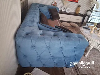  9 طقم كنبايات مميز مع طاولات فاخرة باللون البيج