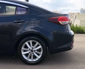  14 KIA k3 2017  بحالة ممتازة