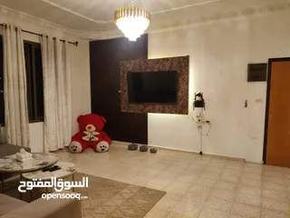  2 شقة للبيع بطولكرم البلد بسعر مغري ومساحة كبيرة