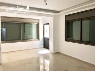  5 شقة للإيجار مع حديقة ومدخل خاص