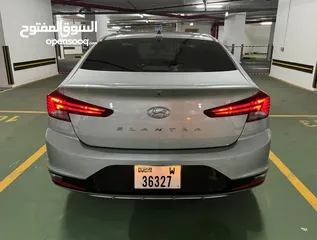  4 Hyundai Elantra 2.0 2020