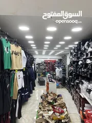  3 محل تجاري في شارع الحدادين بداعي السفر
