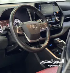  23 تويوتا هايلاندر XSE-AWD كلين تايتل