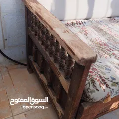  21 سيارة أطفال وسكيتات وألعاب أخرى