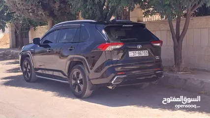  20 تويوتا راف فور 2021 فحص واحد جيد وارد شركه  لون اسود ملوكي بسعر مغري وحرق وقابل للبدل