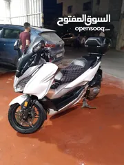  2 هوندا فورزا 250 مش ناقصها غير شوفير