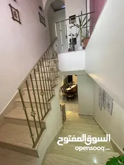  28 شقة امريكي طابقين مع ترس مطلة على عمان